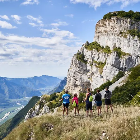 Hotel Dolomiti 3*